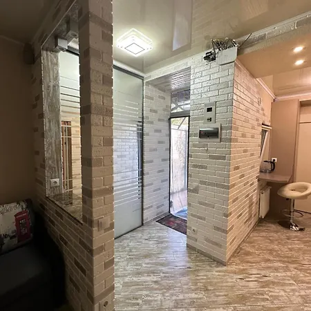 Apartment Dvoryanskay *